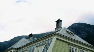Top Reasons To Hire A Roofing Expert